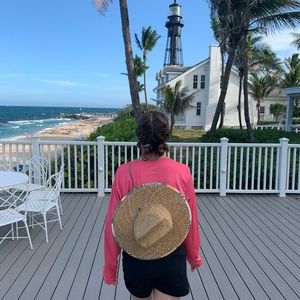 Meet your Posher, Megan